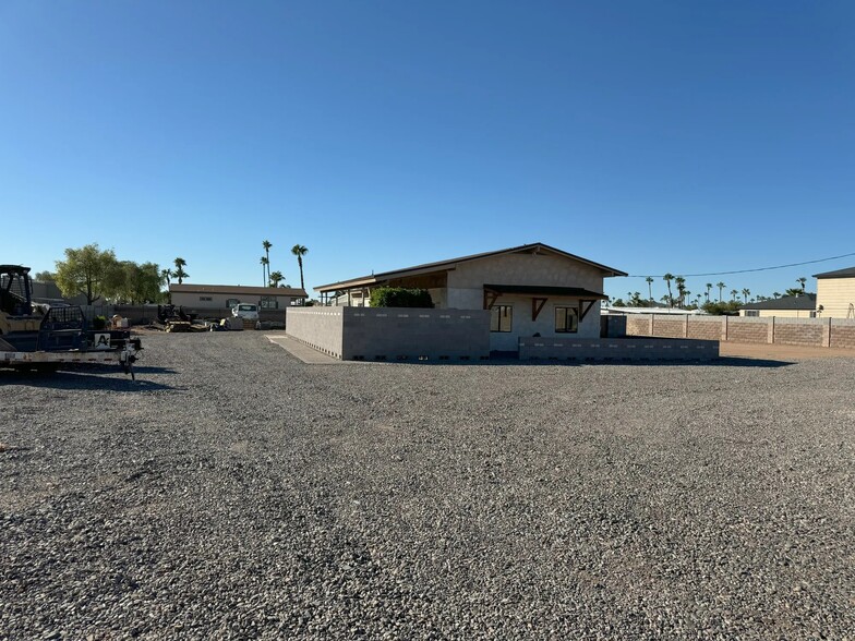 52 N Meridian Dr, Apache Junction, AZ à vendre - Photo principale - Image 1 de 15