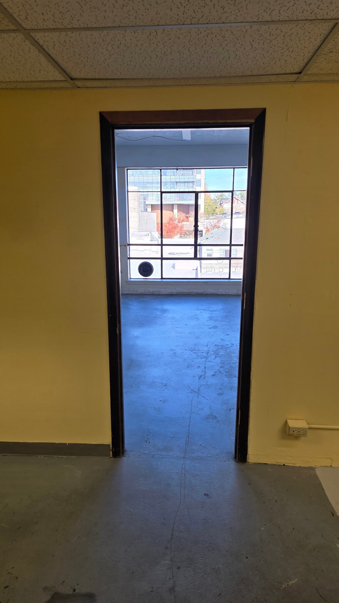 245 4th St, Bremerton, WA for lease Interior Photo- Image 1 of 18