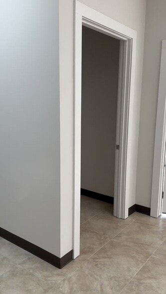 1615 1st St, Rosenberg, TX for sale - Commercial Listing Video - Image 3 of 18