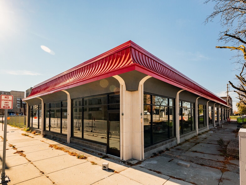 3175 Cass Ave, Detroit, MI for lease - Building Photo - Image 2 of 5