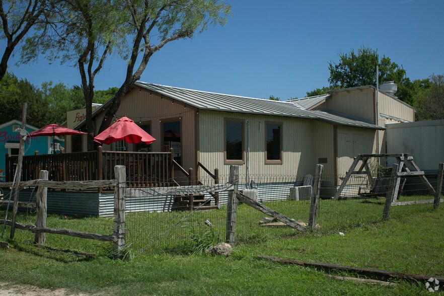 18816 FM 2252, San Antonio, TX à vendre - Photo du bâtiment - Image 2 de 3