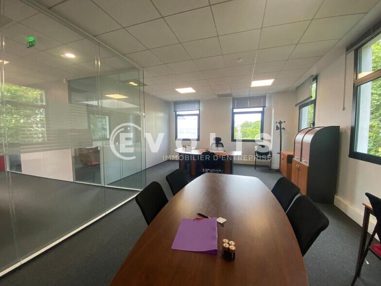 Bureau dans Créteil à louer - Photo intérieure - Image 2 de 17