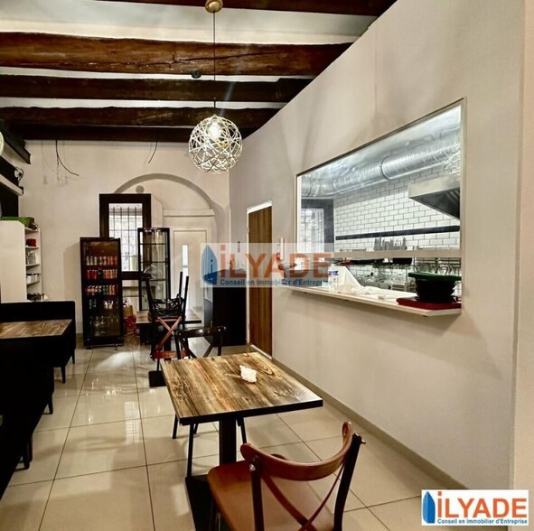 129 Avenue Roger Salengro, Marseille à louer - Photo intérieure - Image 3 de 8