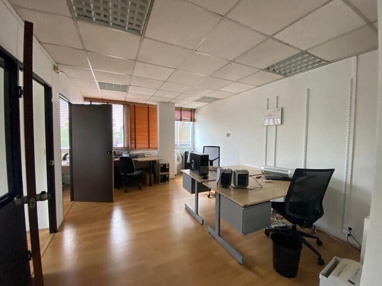 Flex in Ivry-sur-Seine for sale - Interior Photo - Image 2 of 5