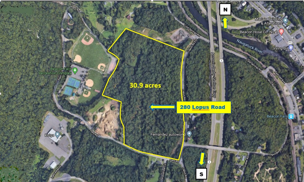 280 Lopus Rd, Beacon Falls, CT à vendre - Photo du bâtiment - Image 2 de 3