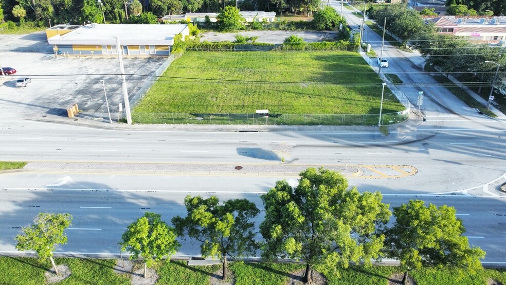 1798 NW 183rd St, Miami Gardens, FL for sale - Building Photo - Image 3 of 7