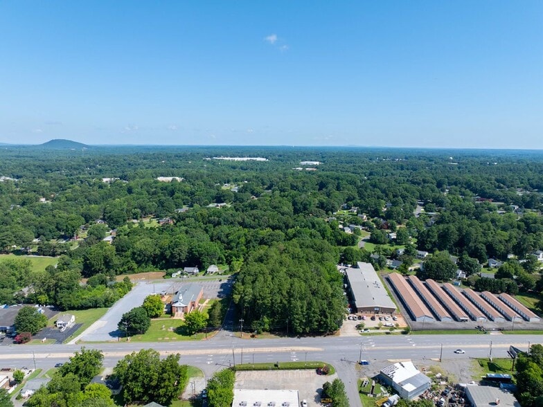 6205 W Wilkinson Blvd, Belmont, NC for sale - Building Photo - Image 1 of 3