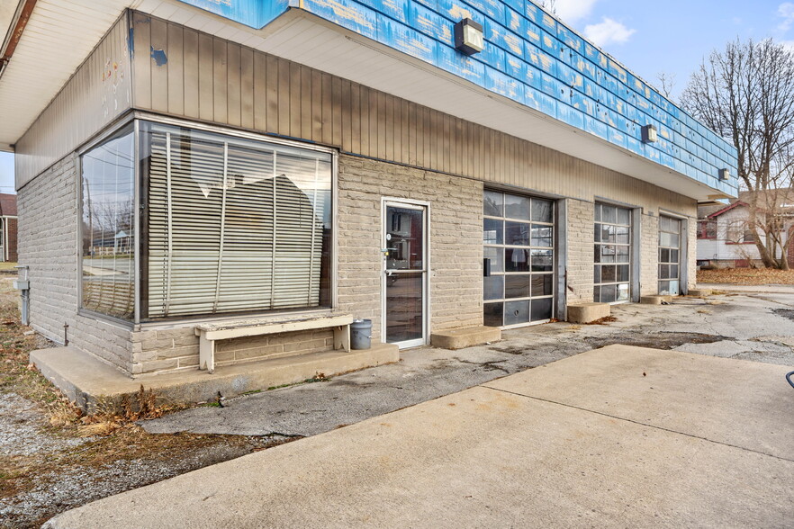 2400 Ligonier St, Latrobe, PA for sale - Building Photo - Image 2 of 60