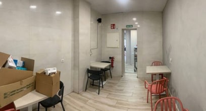Retail in Madrid, Madrid for lease Interior Photo- Image 2 of 4