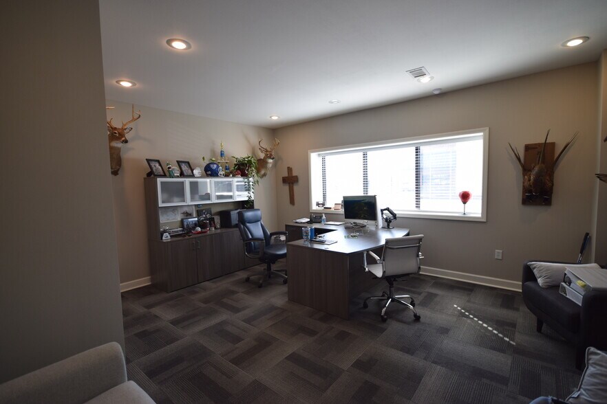 170 Commerce Rd, Conway, AR à louer - Photo du bâtiment - Image 3 de 11