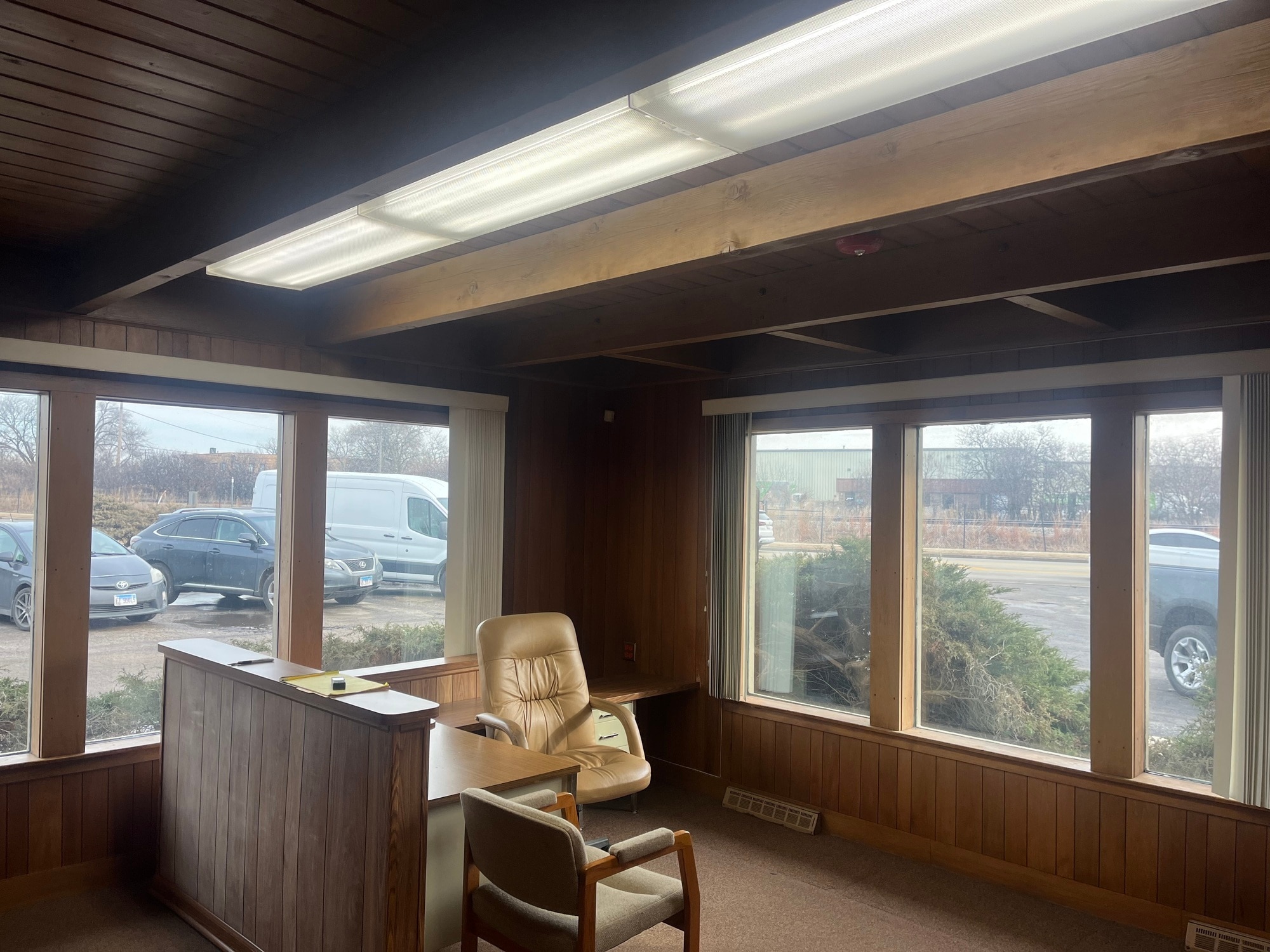 2020 Lehigh Ave, Glenview, IL for lease Interior Photo- Image 1 of 4