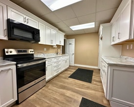 2230 W Coliseum Blvd, Fort Wayne, IN for lease Interior Photo- Image 2 of 20