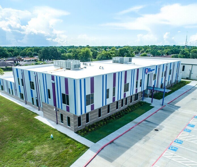 12707 Cullen Blvd, Houston, TX à vendre - Photo du bâtiment - Image 3 de 27