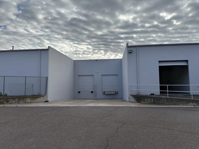 4202 E Elwood St, Phoenix, AZ à louer - Photo du bâtiment - Image 2 de 2