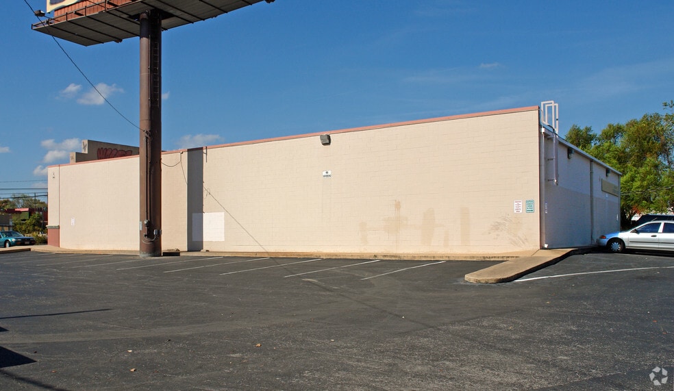 5335-5341 Burnet Rd, Austin, TX for sale - Building Photo - Image 3 of 3