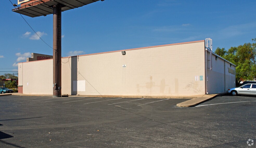 5335-5341 Burnet Rd, Austin, TX à vendre - Photo du bâtiment - Image 3 de 3