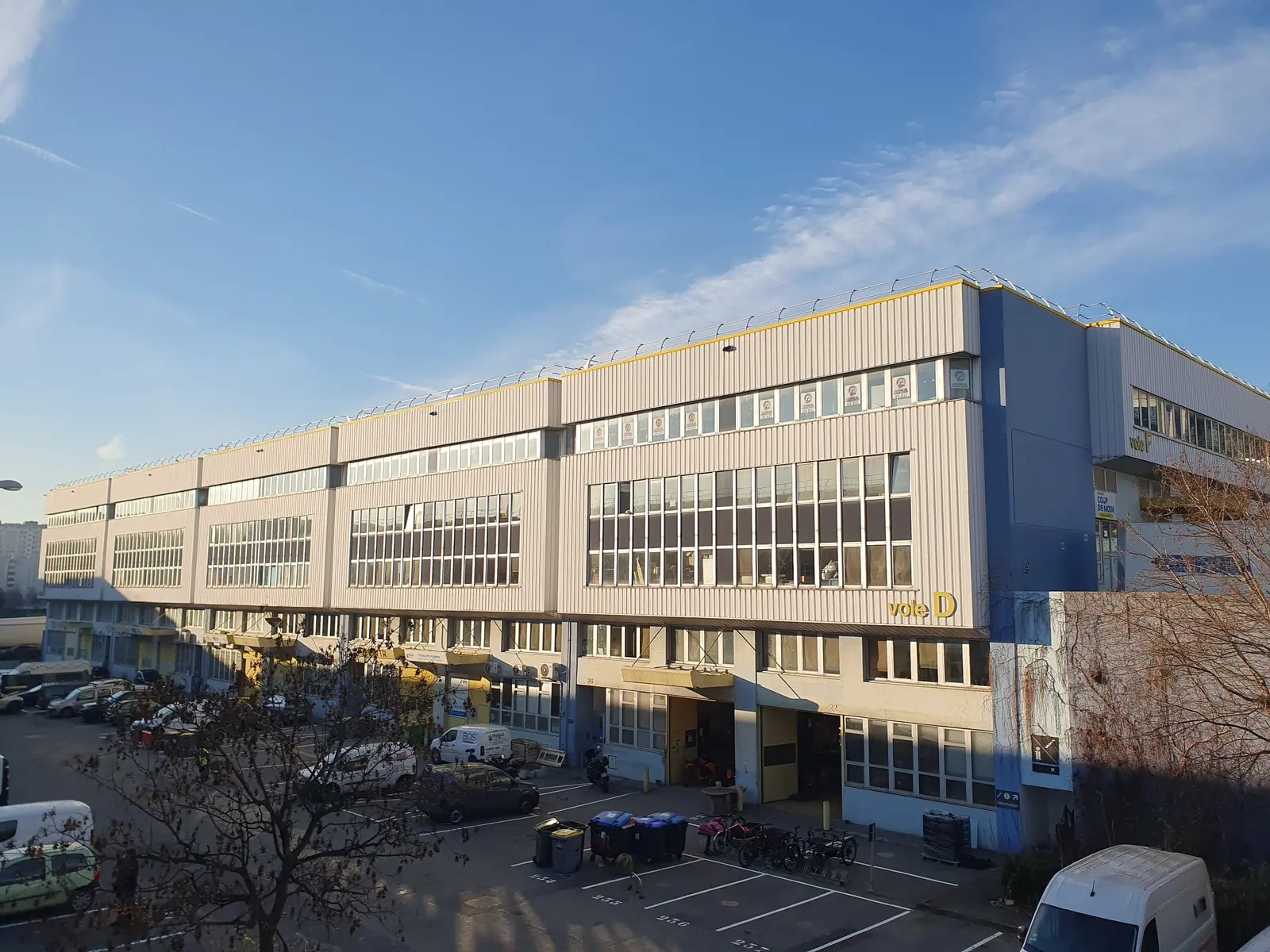 189 Rue D'Aubervilliers, Paris for lease Building Photo- Image 1 of 8