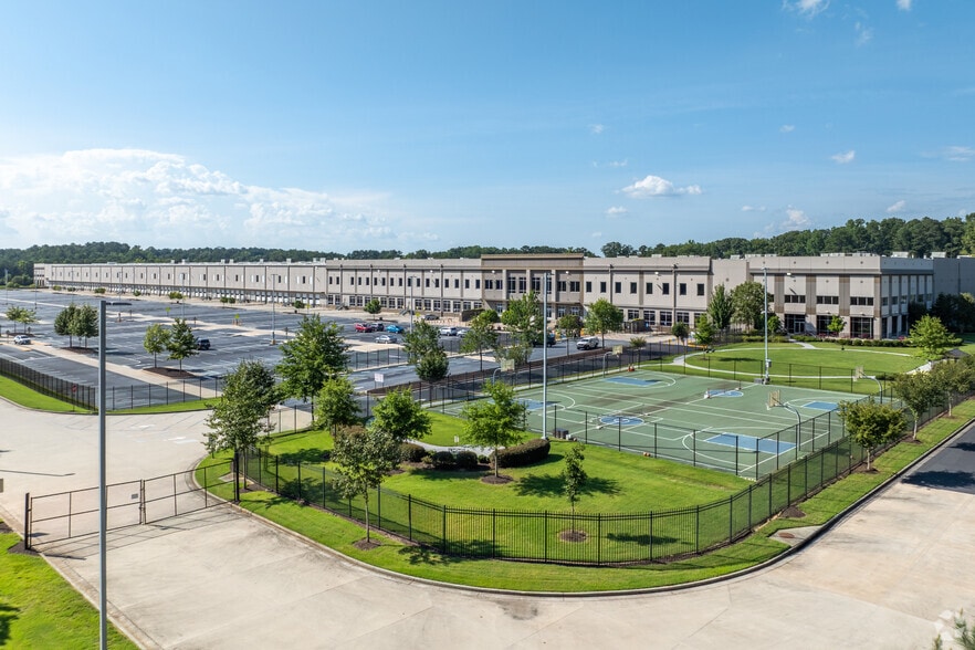 4505 Derrick Industrial Pky, Atlanta, GA for lease - Building Photo - Image 1 of 30