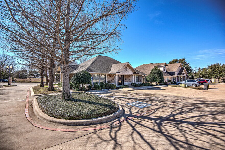 2566 Blue Meadow Dr, Temple, TX à louer - Photo du bâtiment - Image 2 de 29