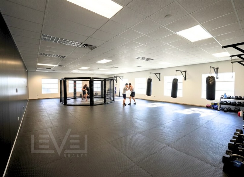 470 S Andrews Ave, Pompano Beach, FL for lease - Building Photo - Image 3 of 14