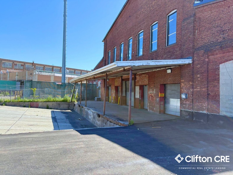 5 Slater Dr, Elizabeth, NJ for sale - Building Photo - Image 3 of 13