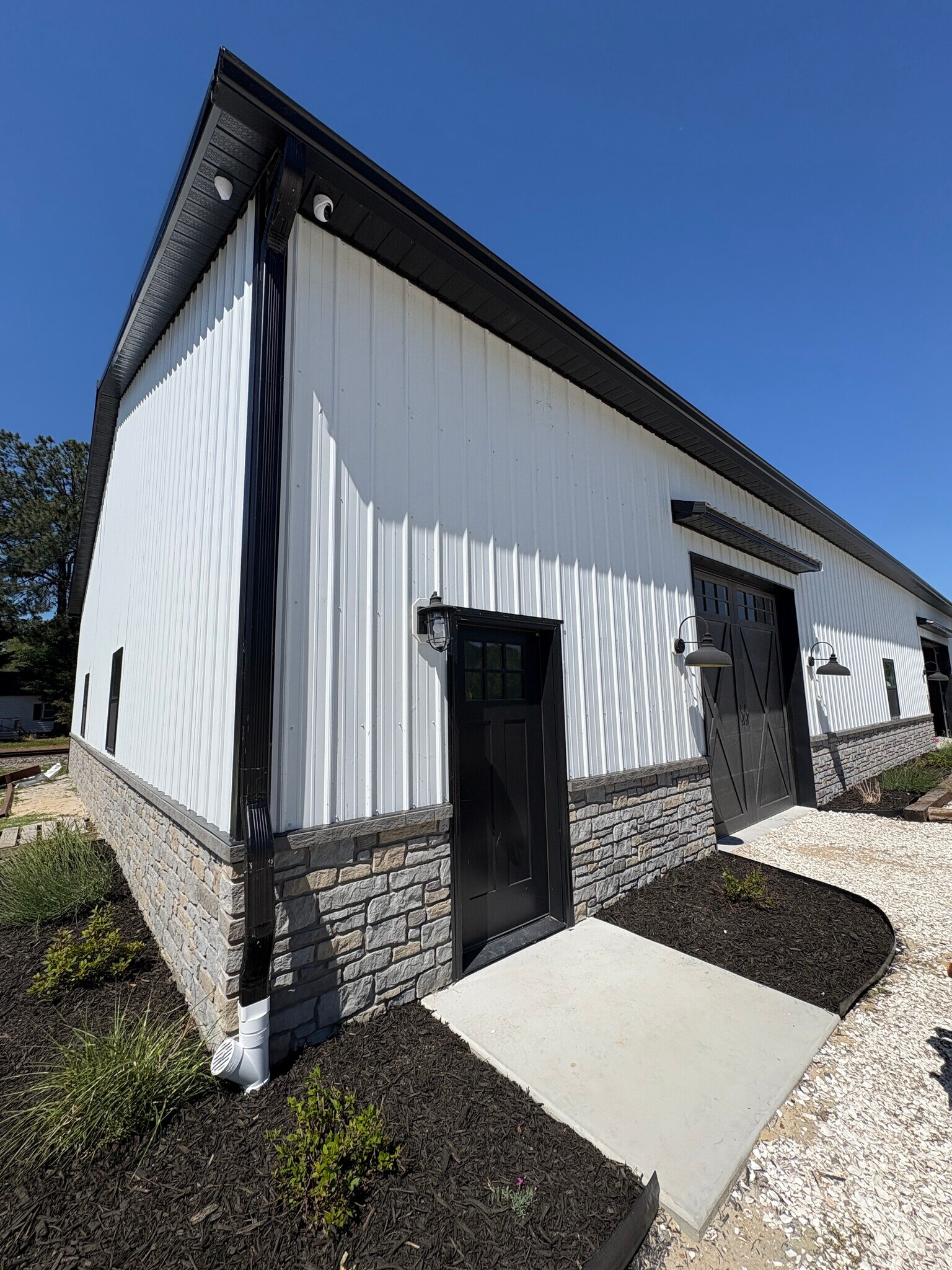 266-272 W State St, Millsboro, DE for lease Building Photo- Image 1 of 10