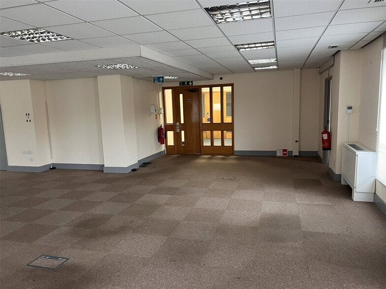 58-64 Baxter Ave, Southend On Sea for lease - Interior Photo - Image 3 of 4