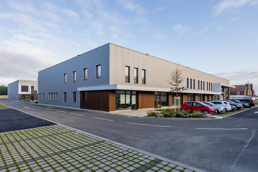 Flex in Quesnoy-sur-Deûle for sale - Building Photo - Image 1 of 6