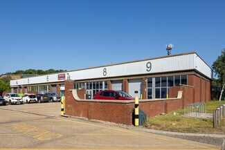 Plus de détails pour Hall Rd, Hemel Hempstead - Industriel à louer