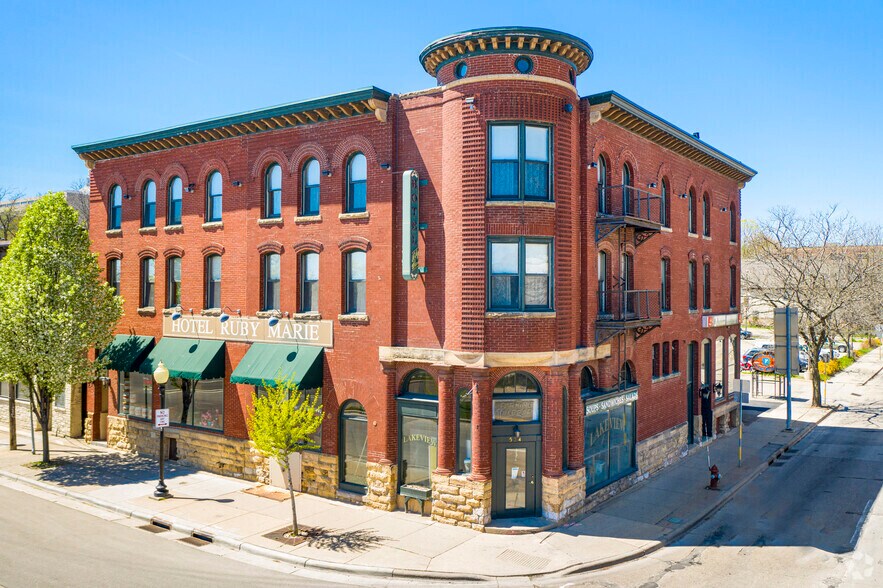 134-150 S Blair St, Madison, WI for sale - Primary Photo - Image 1 of 10