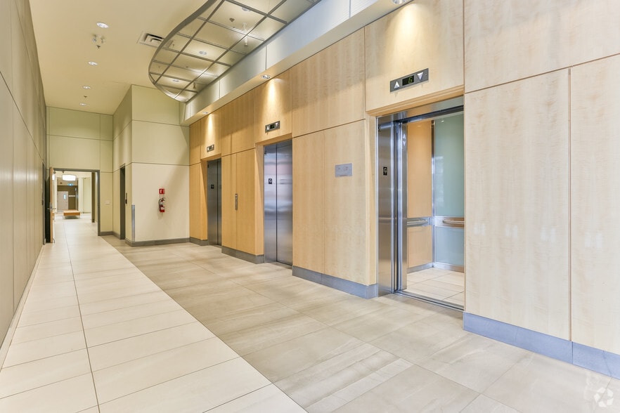 227 11 Av SW, Calgary, AB for lease - Lobby - Image 3 of 10