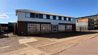 Plus de détails pour Hill Farm Av, Watford - Local d'activités à louer