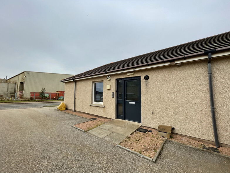 Tumulus Way, Kintore for sale - Primary Photo - Image 1 of 1