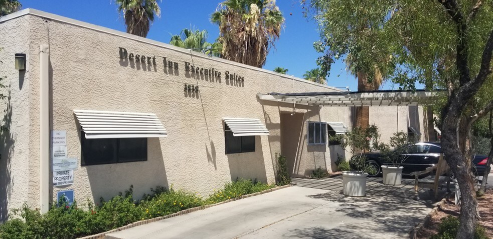 3838-3856 Raymert Dr, Las Vegas, NV à louer - Photo du bâtiment - Image 1 de 9