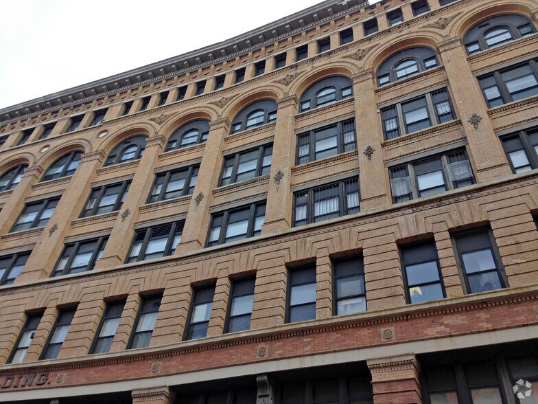 128-138 Mott St, New York, NY à vendre - Photo du bâtiment - Image 2 de 12