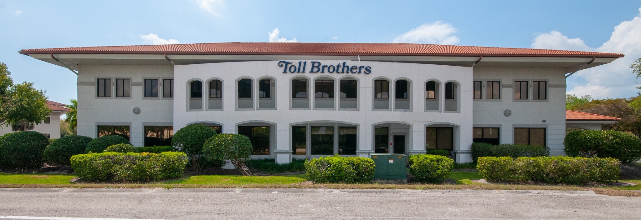 24201-24211 Walden Center Dr, Bonita Springs, FL for lease Building Photo- Image 1 of 7