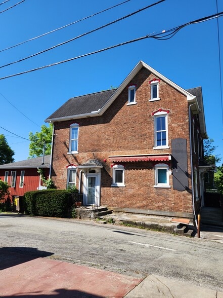 108 S Market St, Ligonier Township, PA for sale - Building Photo - Image 2 of 13