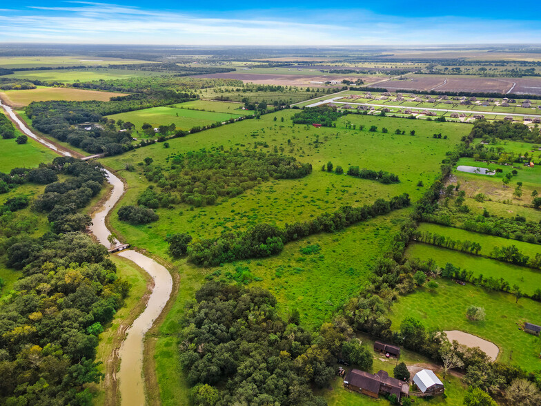 County Road 63, Rosharon, TX à vendre - Photo principale - Image 1 de 1