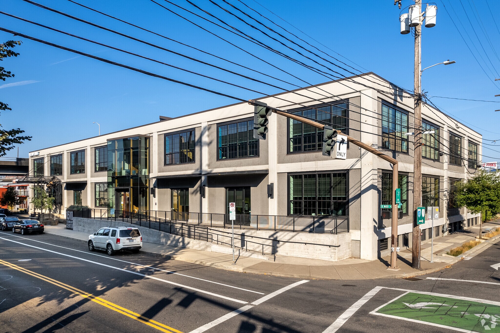 1510 SE Water Ave, Portland, OR à louer Photo principale- Image 1 de 7