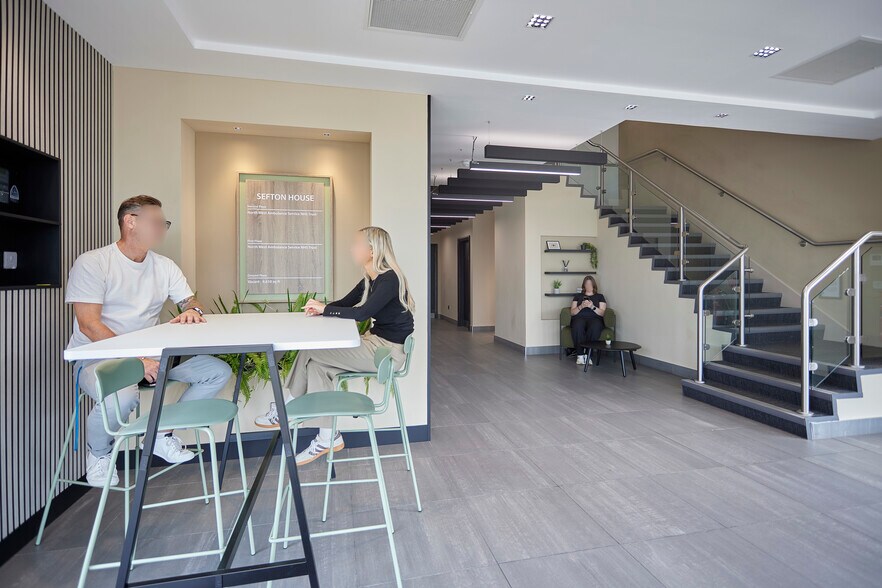 Northgate Clos, Bolton for lease - Interior Photo - Image 3 of 4