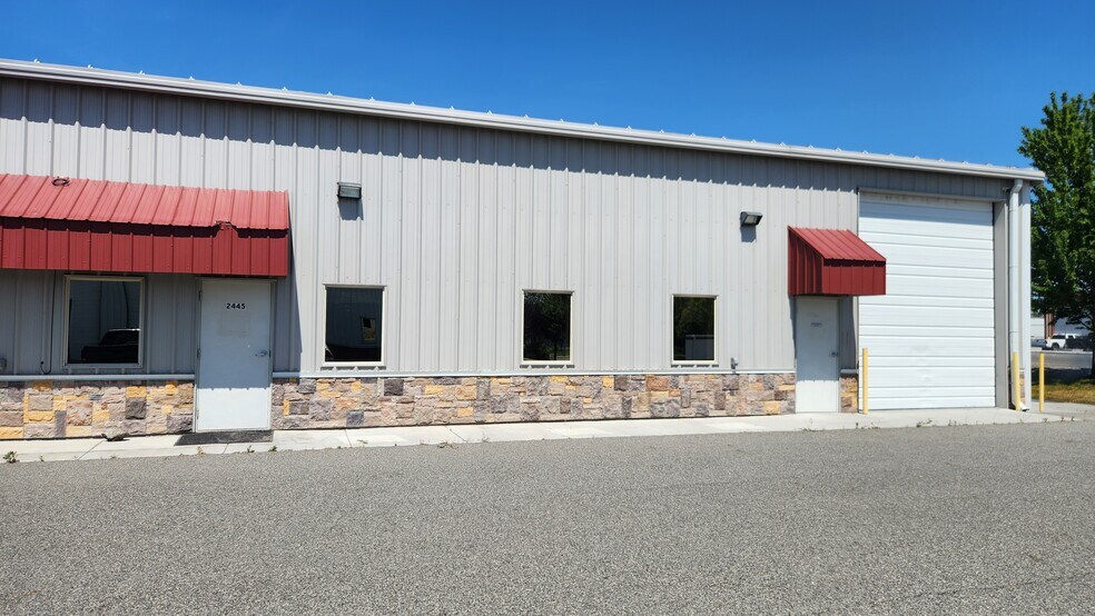 2445 Robertson Dr, Richland, WA à louer - Photo du bâtiment - Image 1 de 20