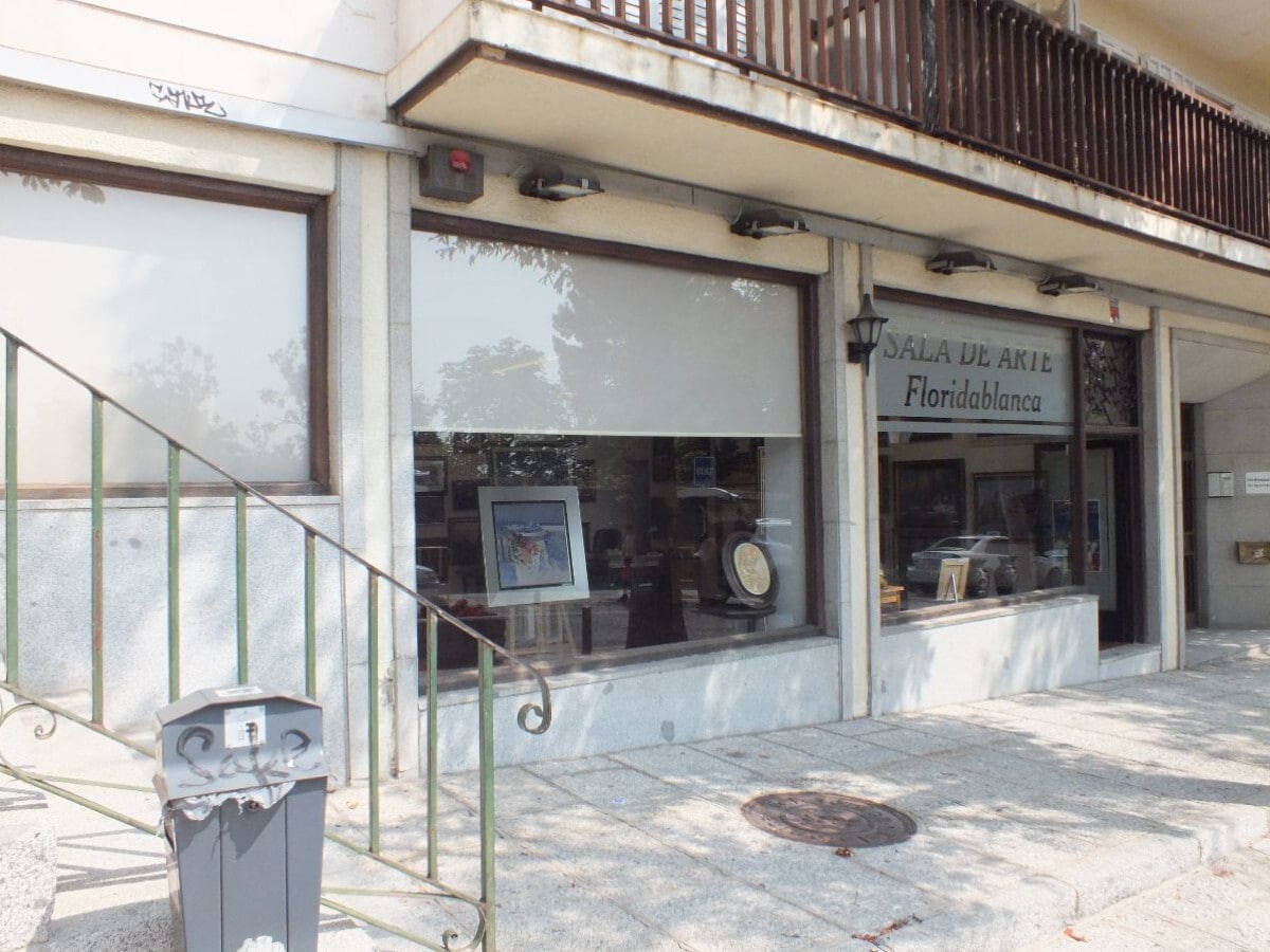 Retail in San Lorenzo de El Escorial, Madrid for lease Interior Photo- Image 1 of 11