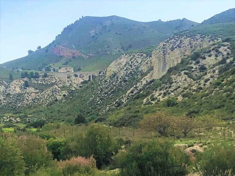 Calle Poligono, 257, Lorca, Murcia à vendre - Photo du bâtiment - Image 2 de 14