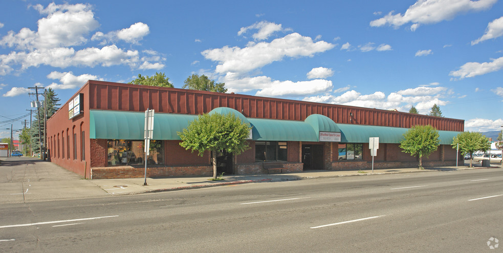 400 Cedar St, Sandpoint, ID for sale - Primary Photo - Image 1 of 1