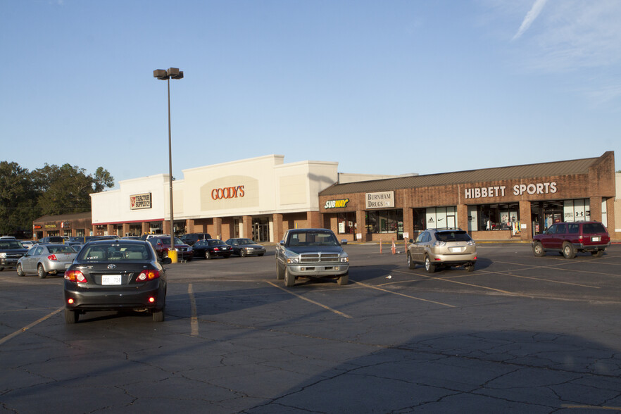 12112-12130 Old 63 S, Lucedale, MS for lease - Building Photo - Image 3 of 27