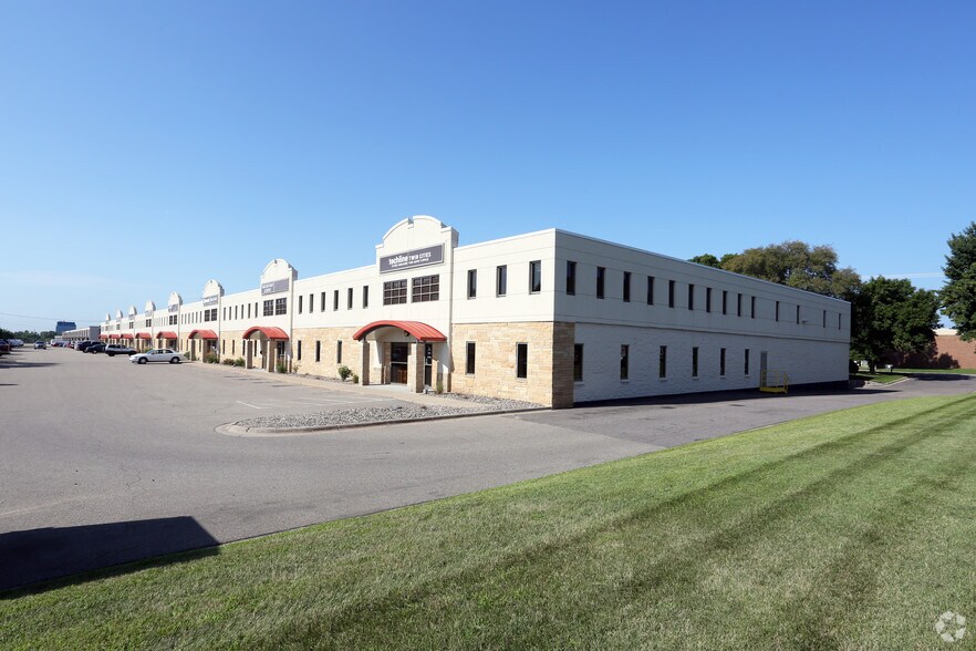 7351-7379 Washington Ave S, Edina, MN à louer - Photo principale - Image 1 de 6