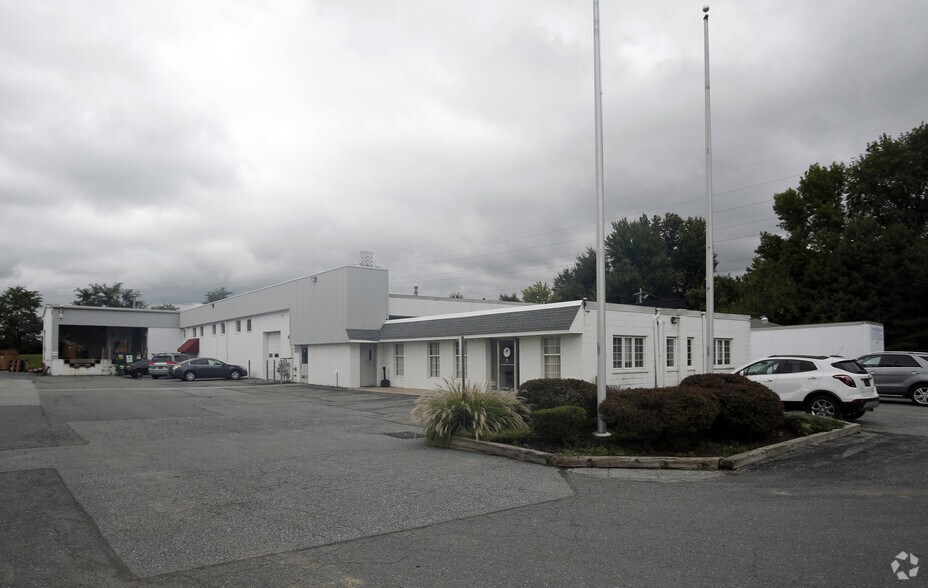 21 Bellecor Dr, New Castle, DE à louer - Photo principale - Image 1 de 3