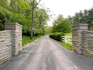 Plus de détails pour 700 N 66th St, Belleville, IL - Spécialité à vendre