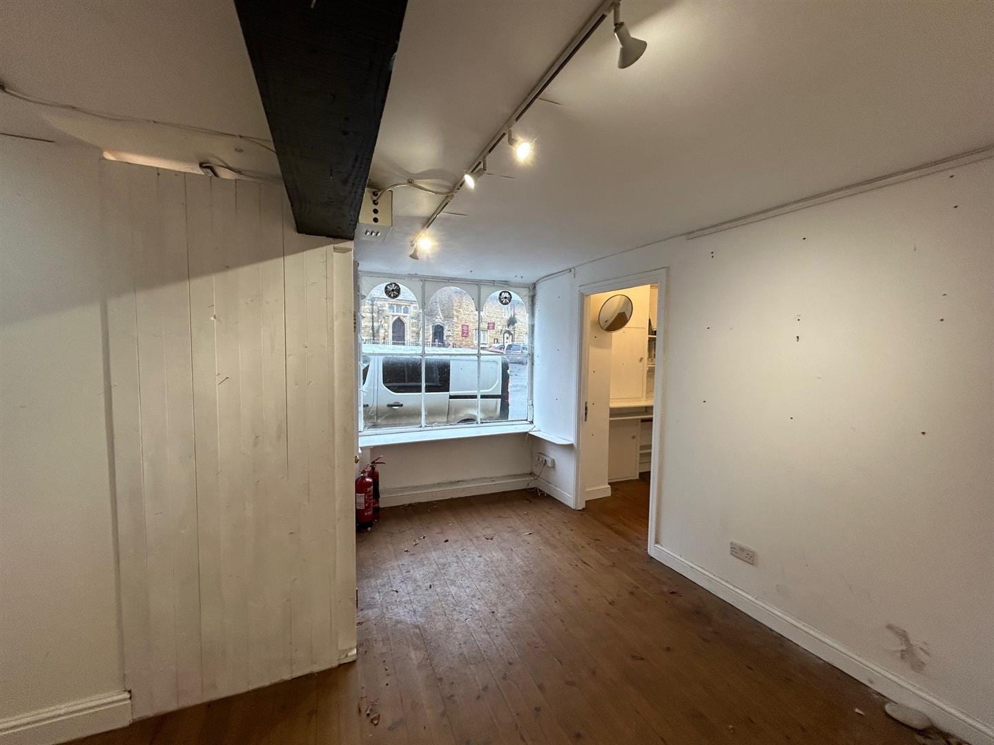 11 Market St, Abbotsbury for lease Interior Photo- Image 1 of 5