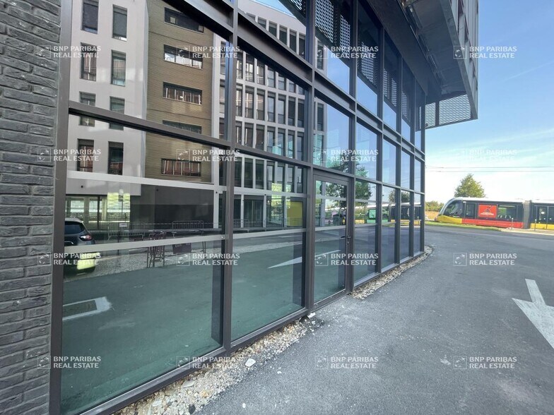 21 Avenue Francoise Giroud, Dijon à louer - Photo du bâtiment - Image 3 de 17